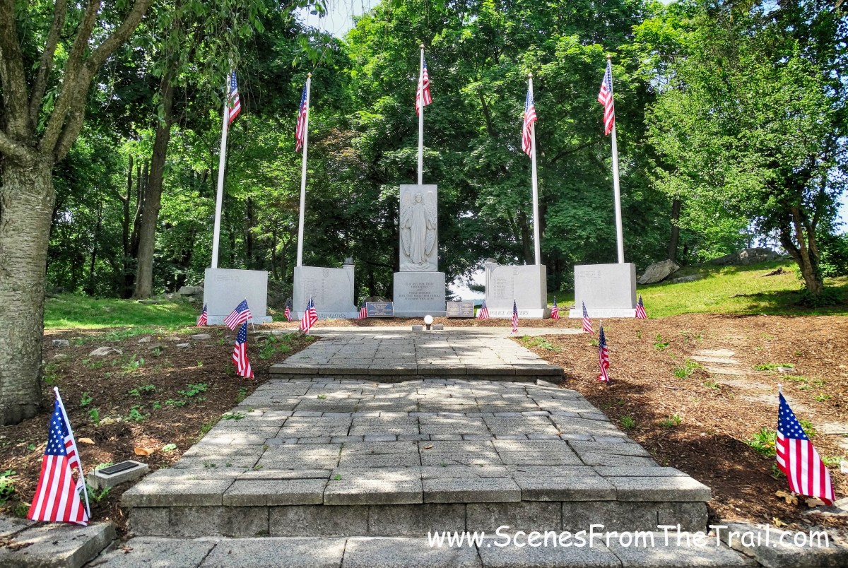 fallen firefighters & police officers memorial