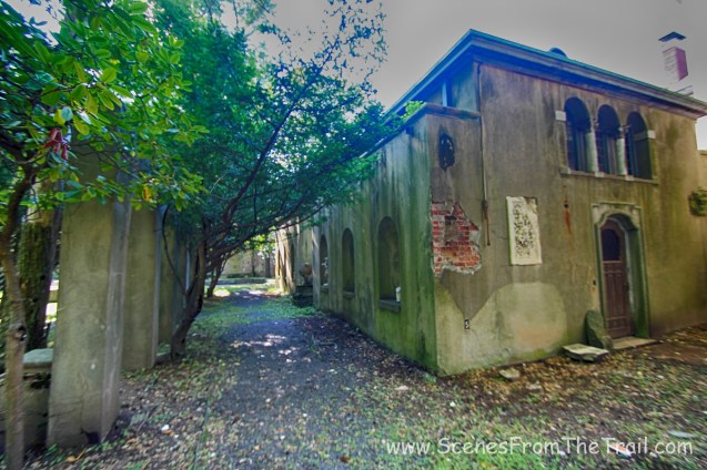 north side of the manor