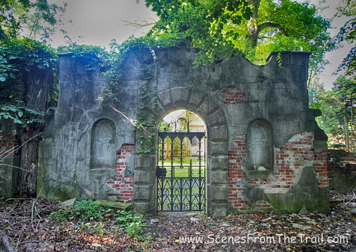 gate that leads to the grounds of Alder Manor