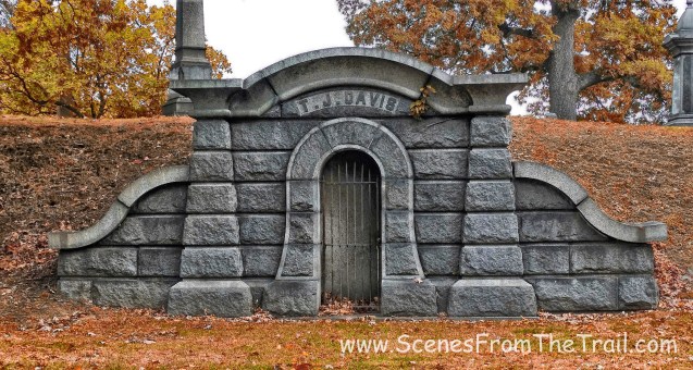 Woodlawn Cemetery