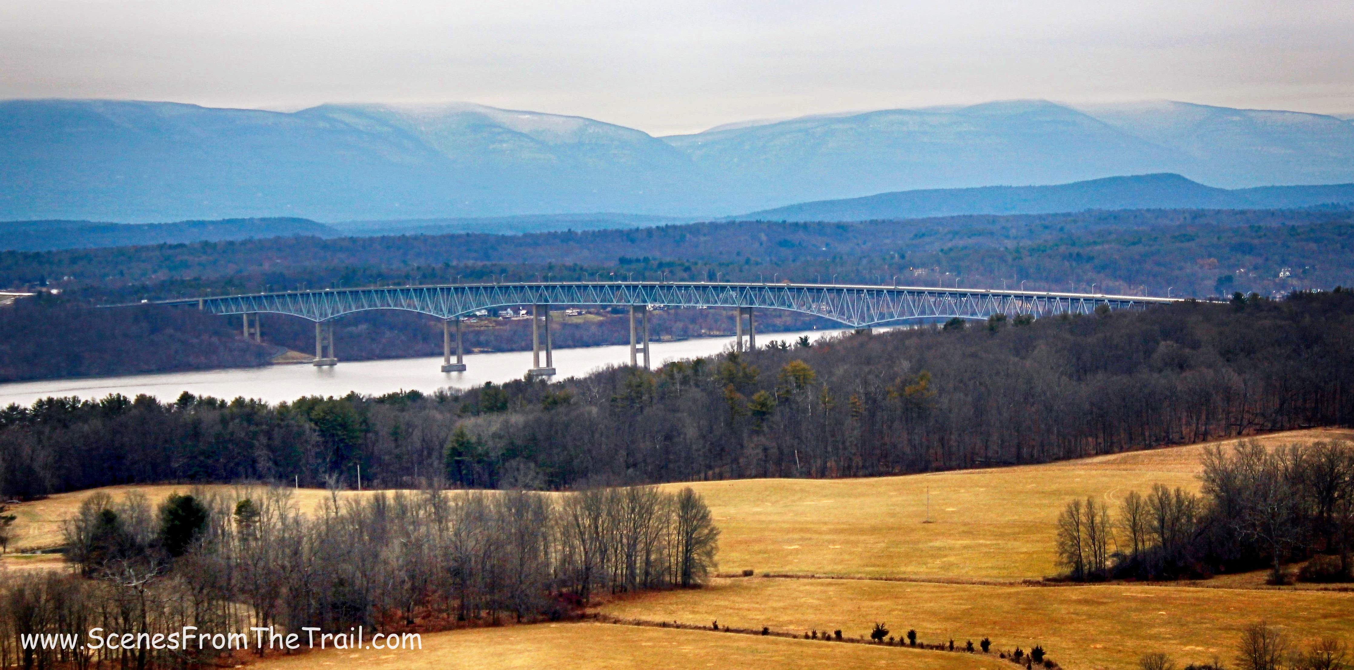 Kingston–Rhinecliff Bridge