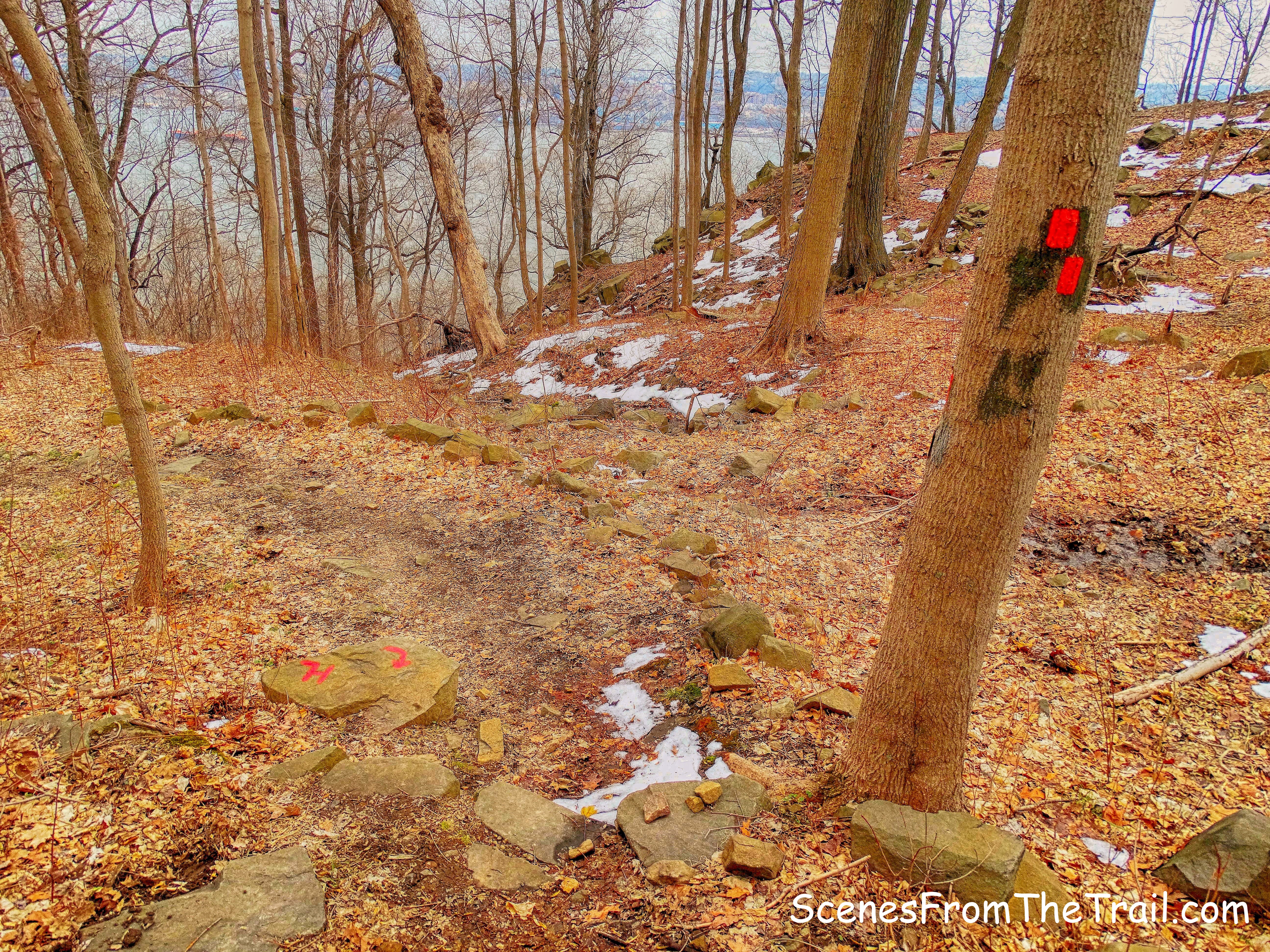 Huyler’s Landing Trail