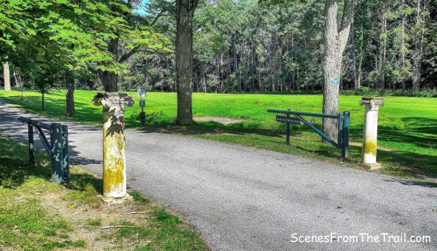 beginning of the blue-blazed trail