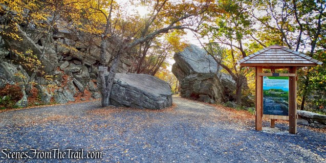 junction for Undercliff and Overcliff Roads