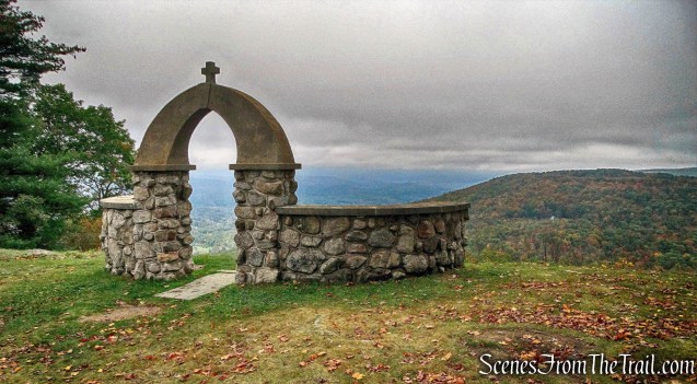 stone archway - Stone Church