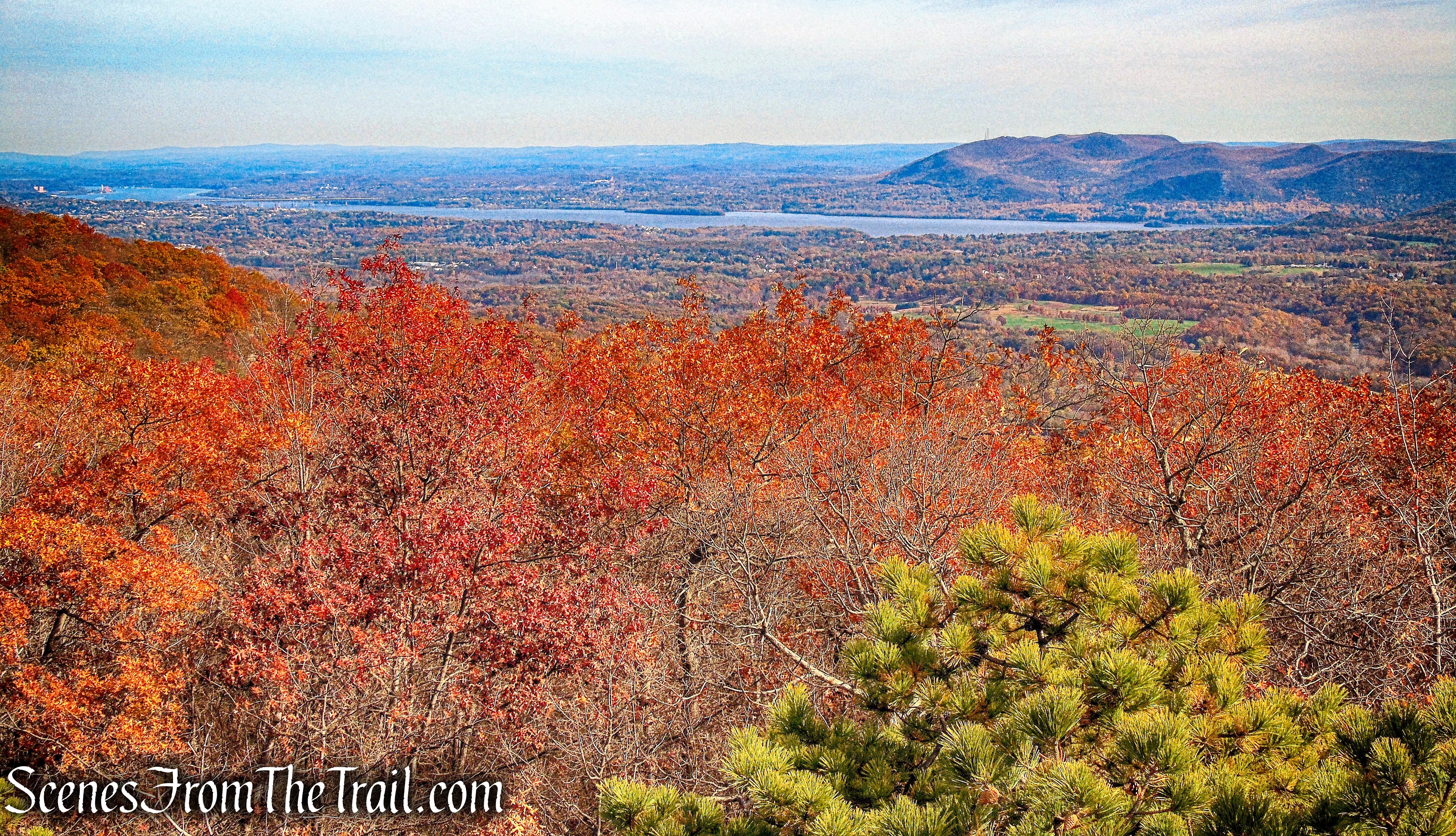 east-facing viewpoint - Jessup Trail