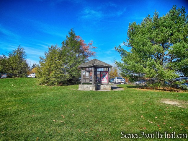 Lake Minnewaska parking area