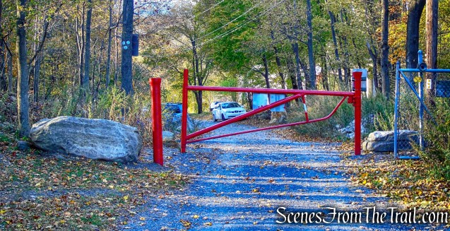 Pocket Road Trailhead
