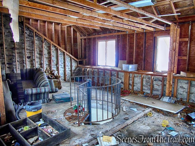 garage - Elda Castle 