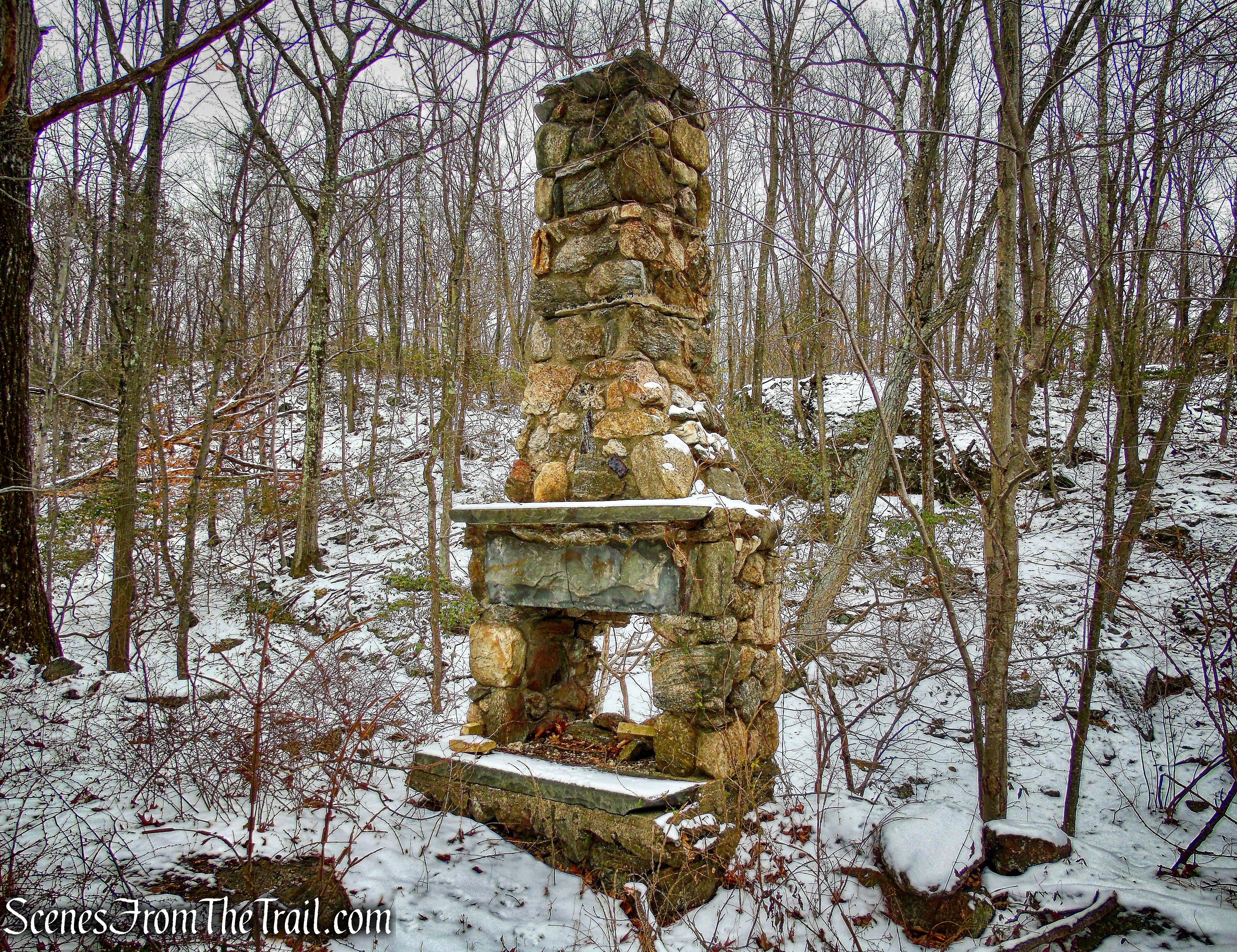fireplace - Elda Castle