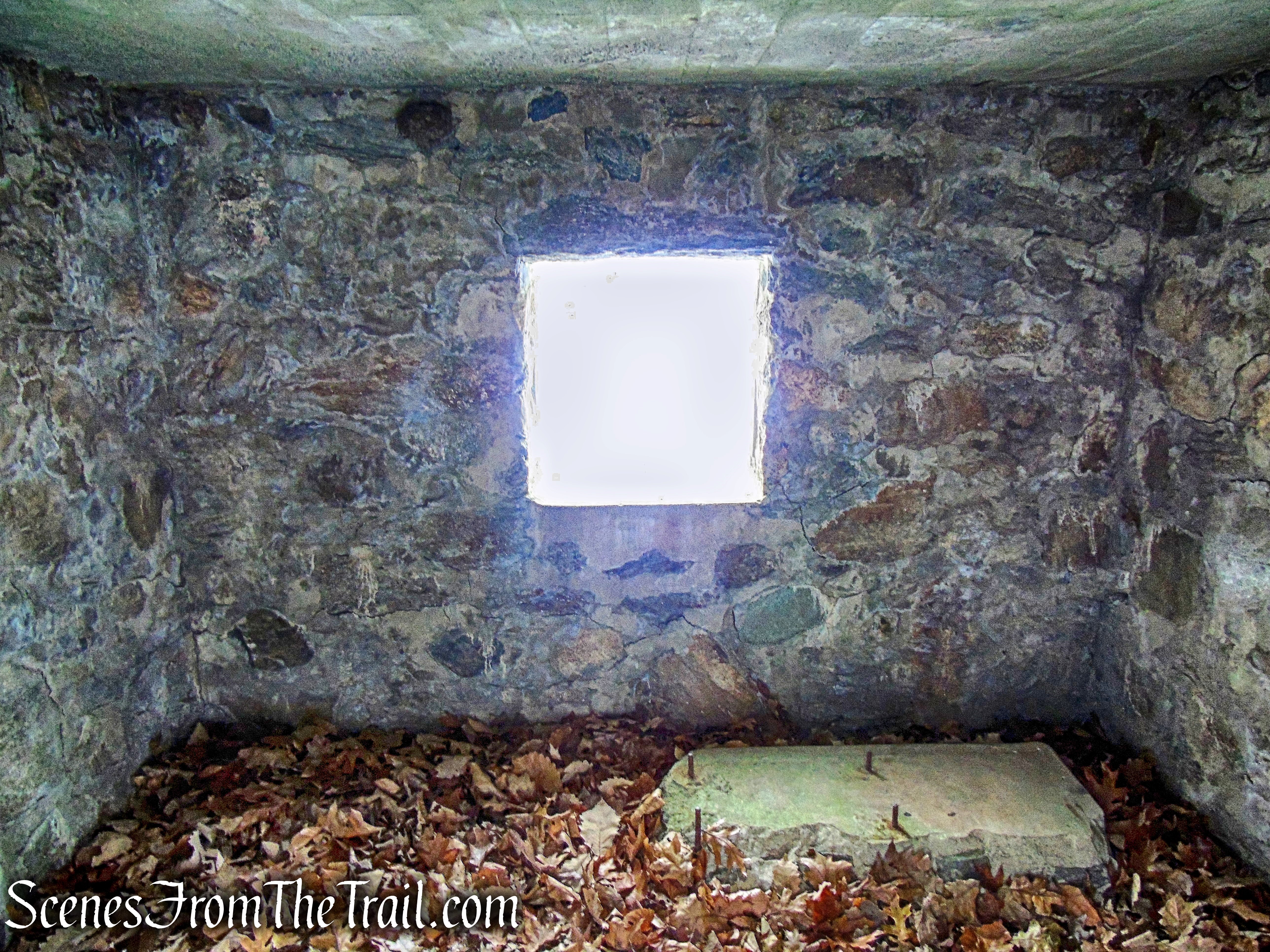 changing room - Elda Castle