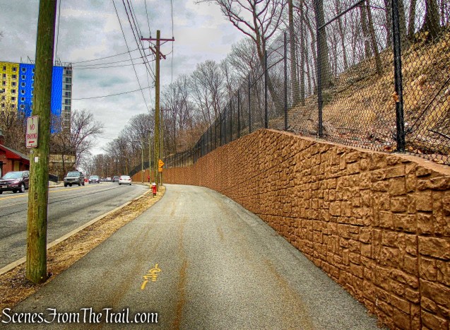 Hudson Terrace - Shore Trail