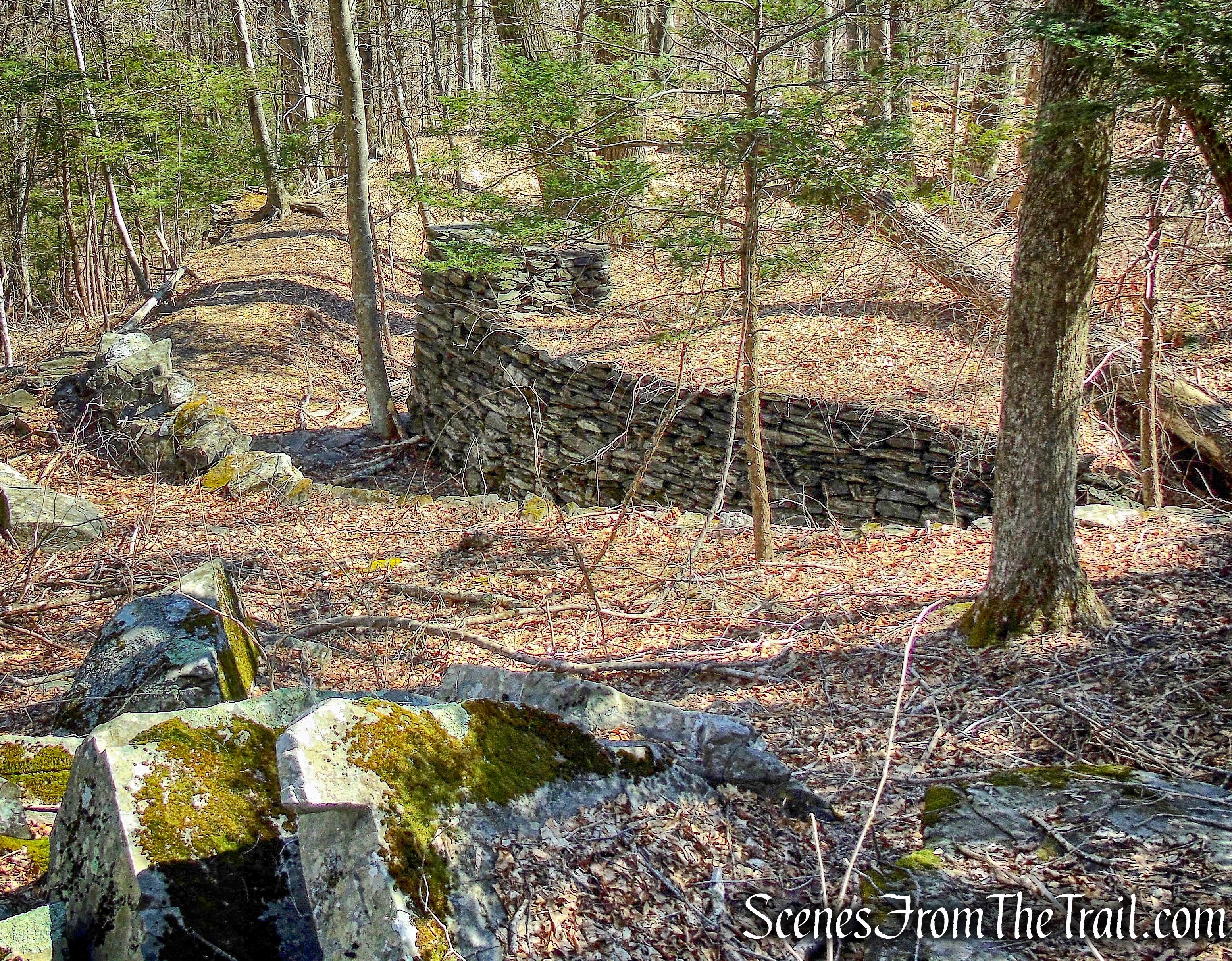 roundabout - Gillette Castle State Park