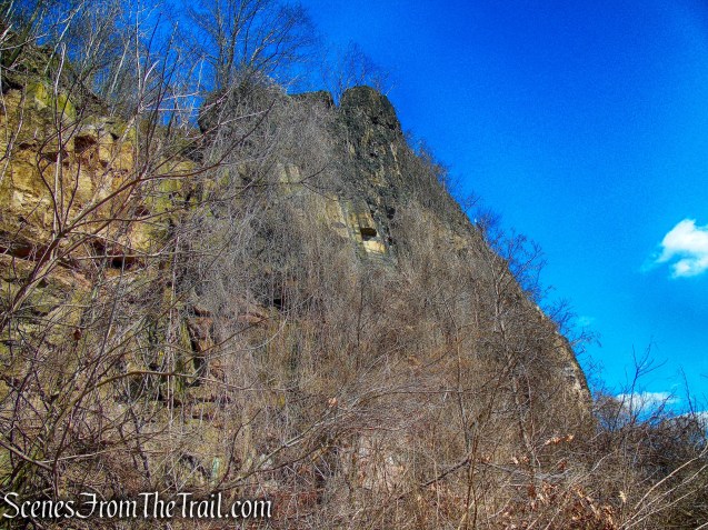 cliffs overlooking Ryle Road