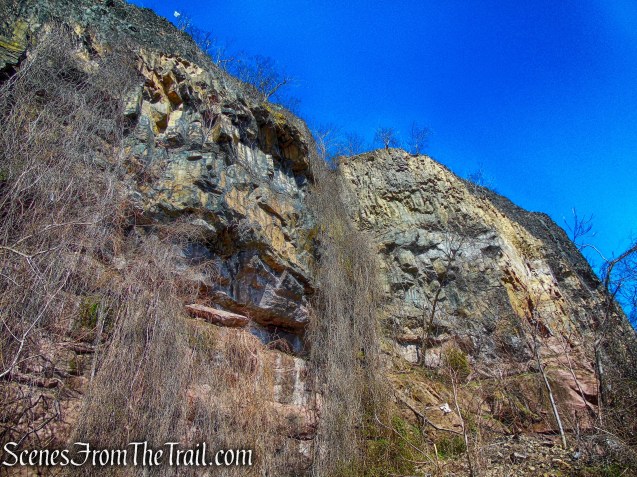cliffs overlooking Ryle Road