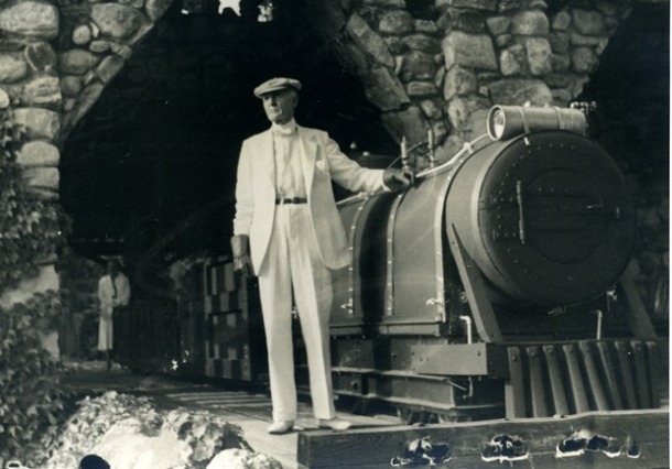 William Gillette - image courtesy of Harriet Beecher Stowe Center and Connecticut State Library