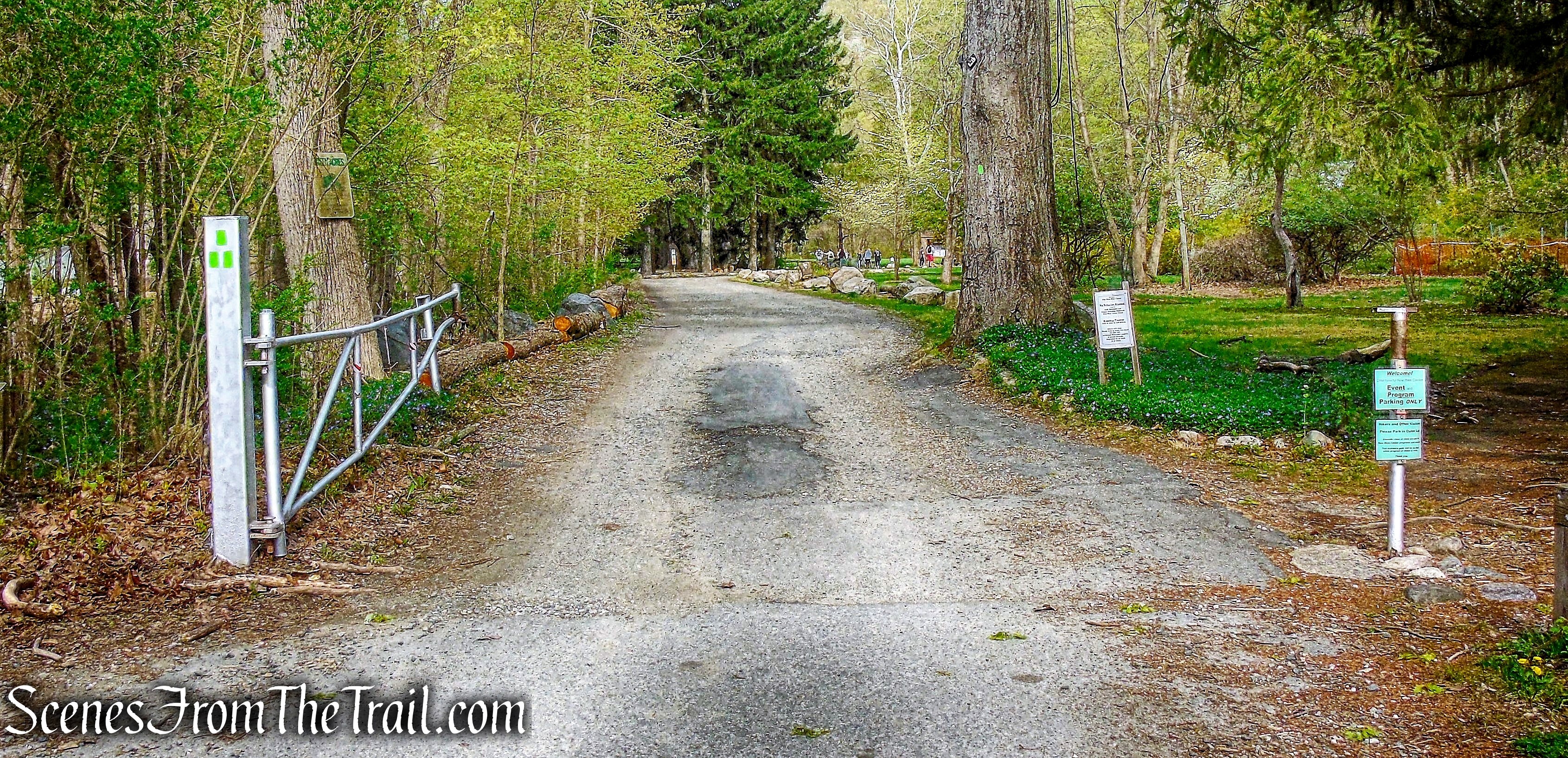 start of the Otter Hole Trail