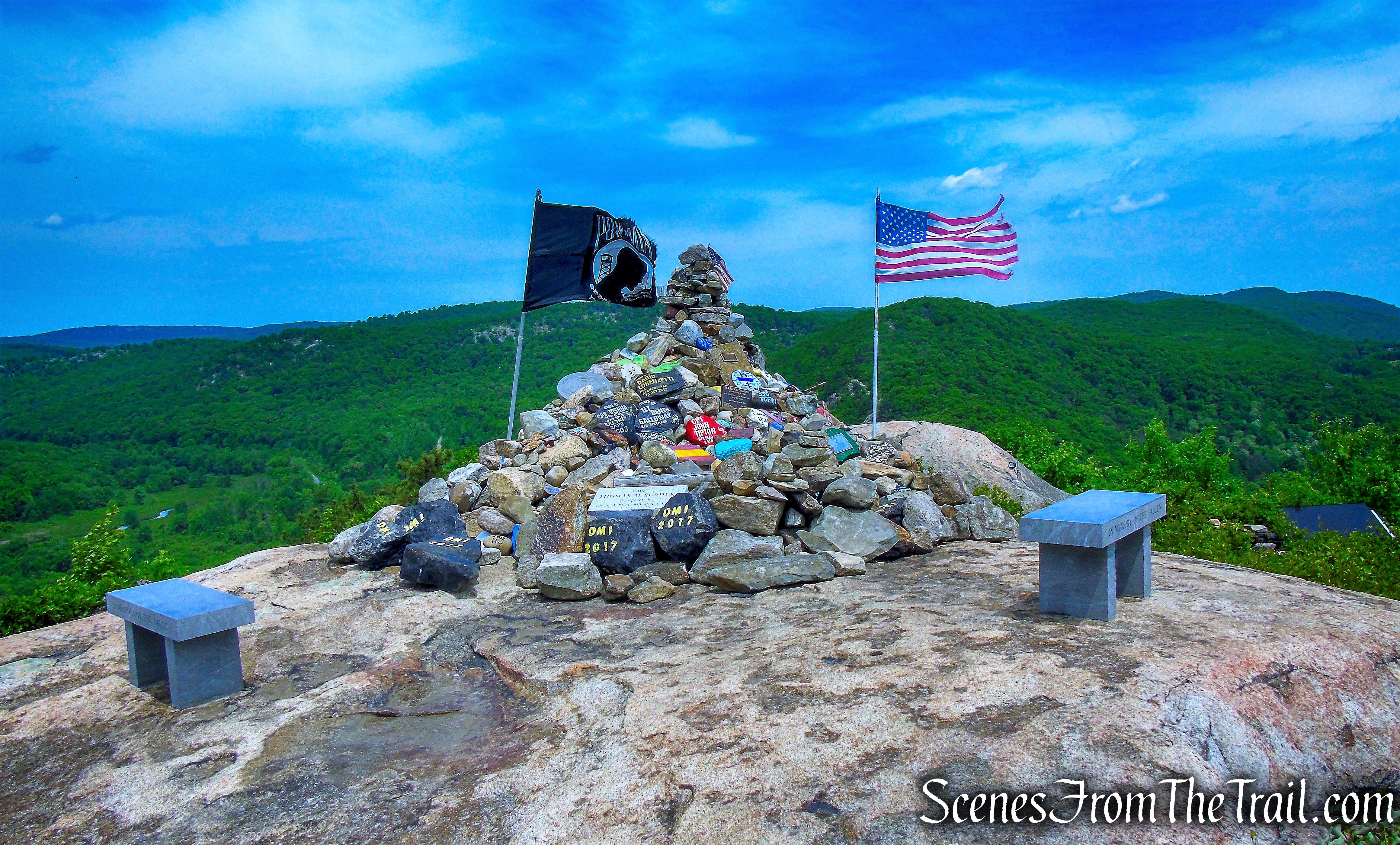 Fallen Soldiers Memorial - The Torne