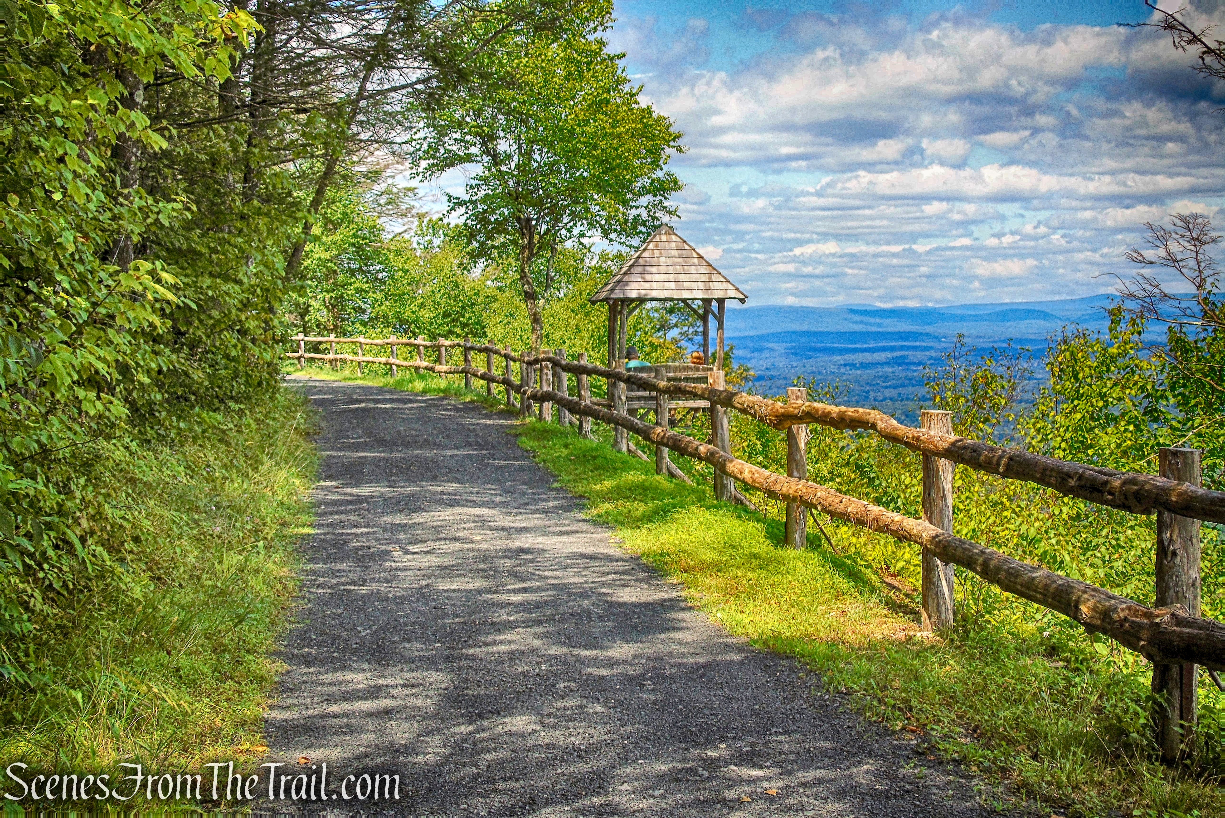 North Lookout Road