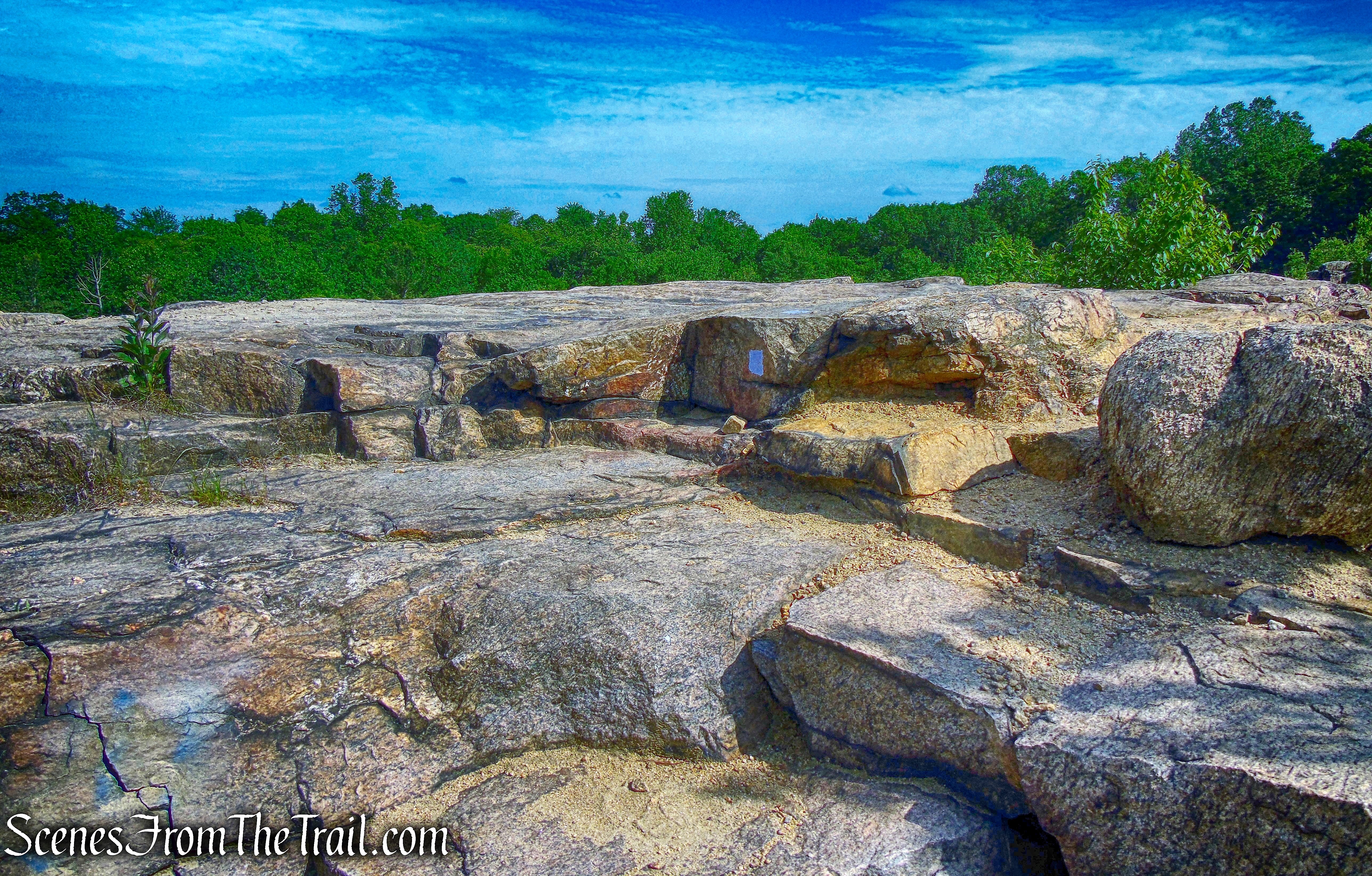 quarry cliffs - Purple History Loop