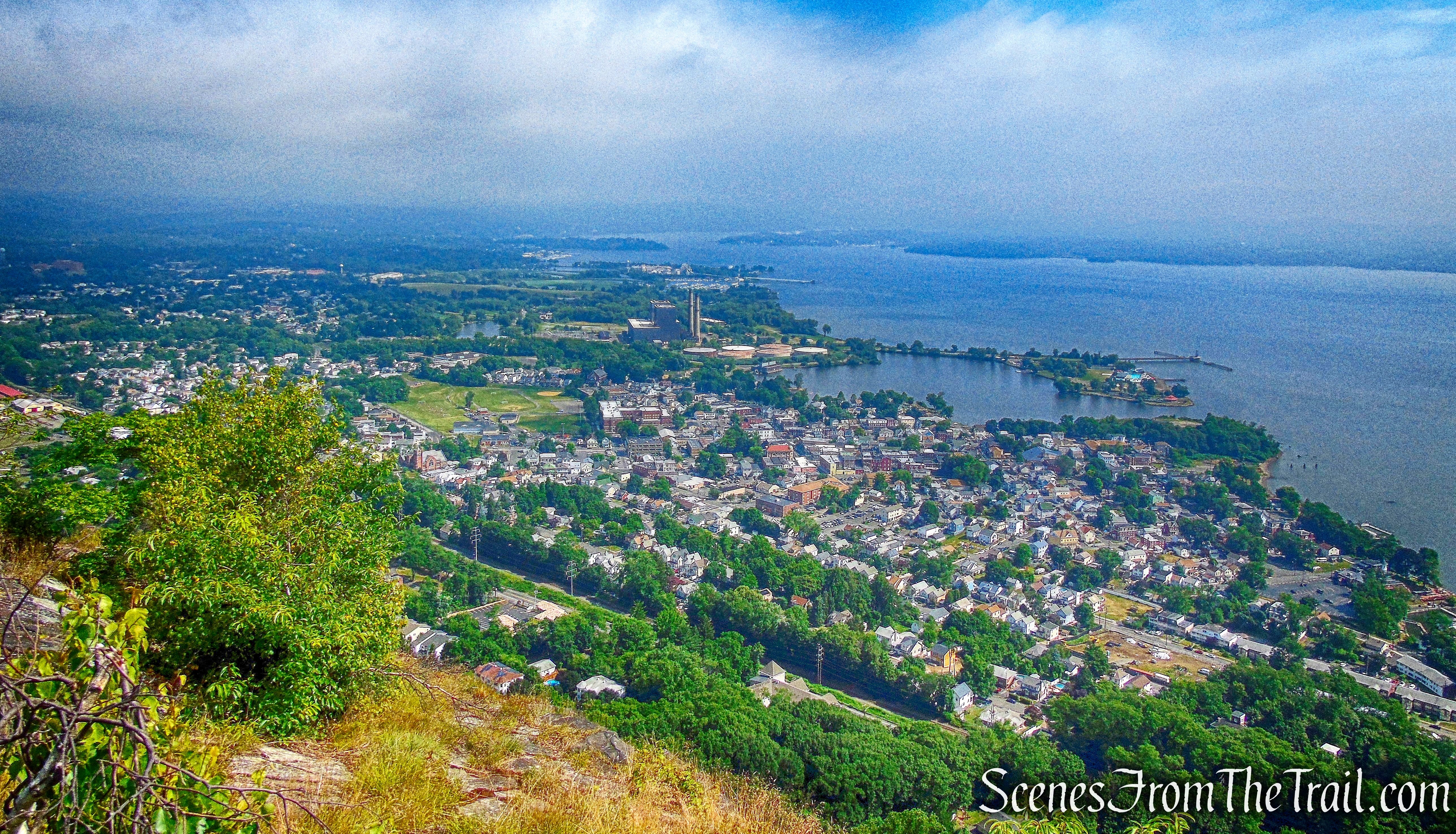 Haverstraw, with the Hudson River to the east