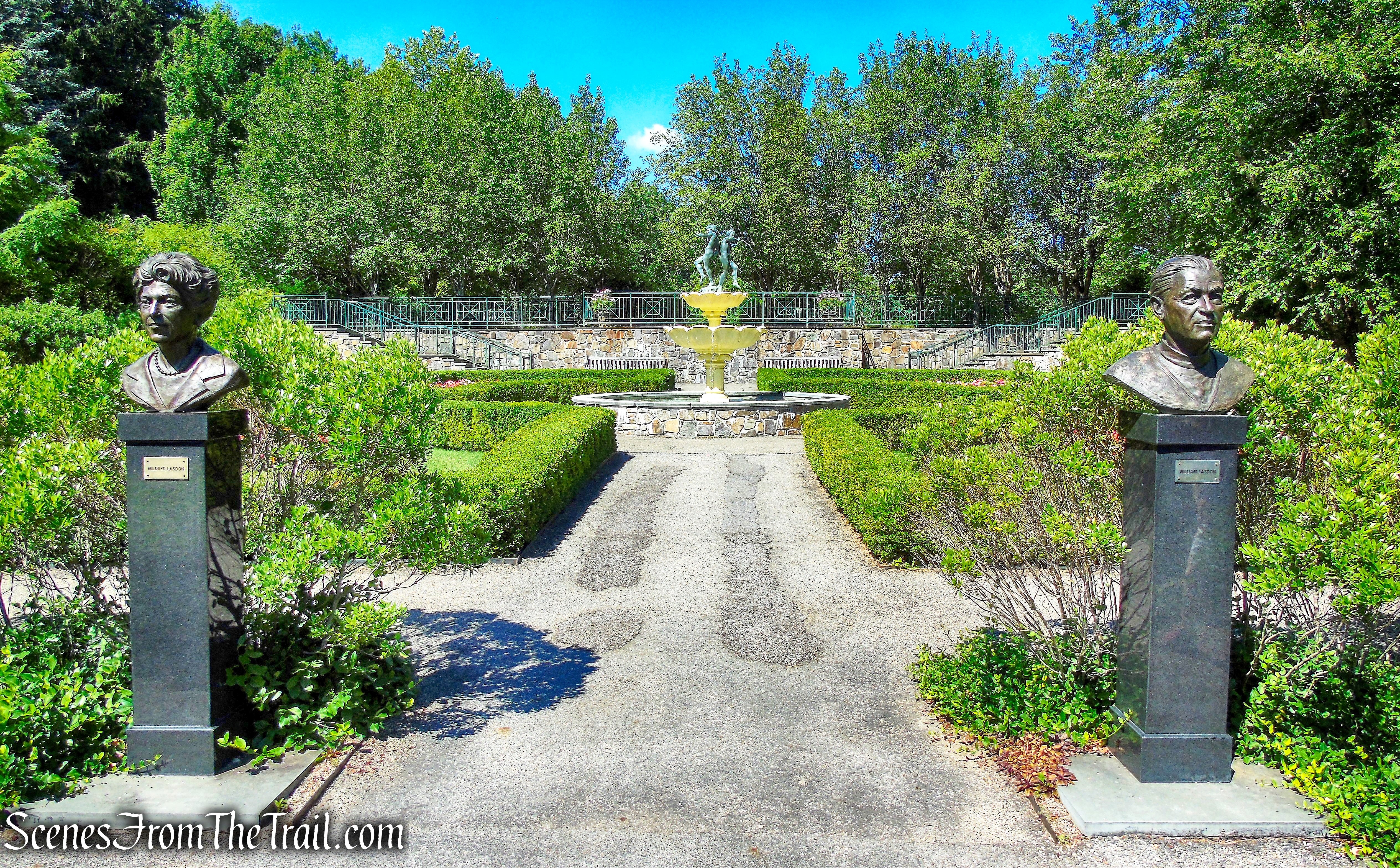 Lasdon Memorial Garden