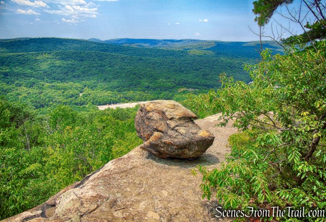 Balancing Rock – West Mountain