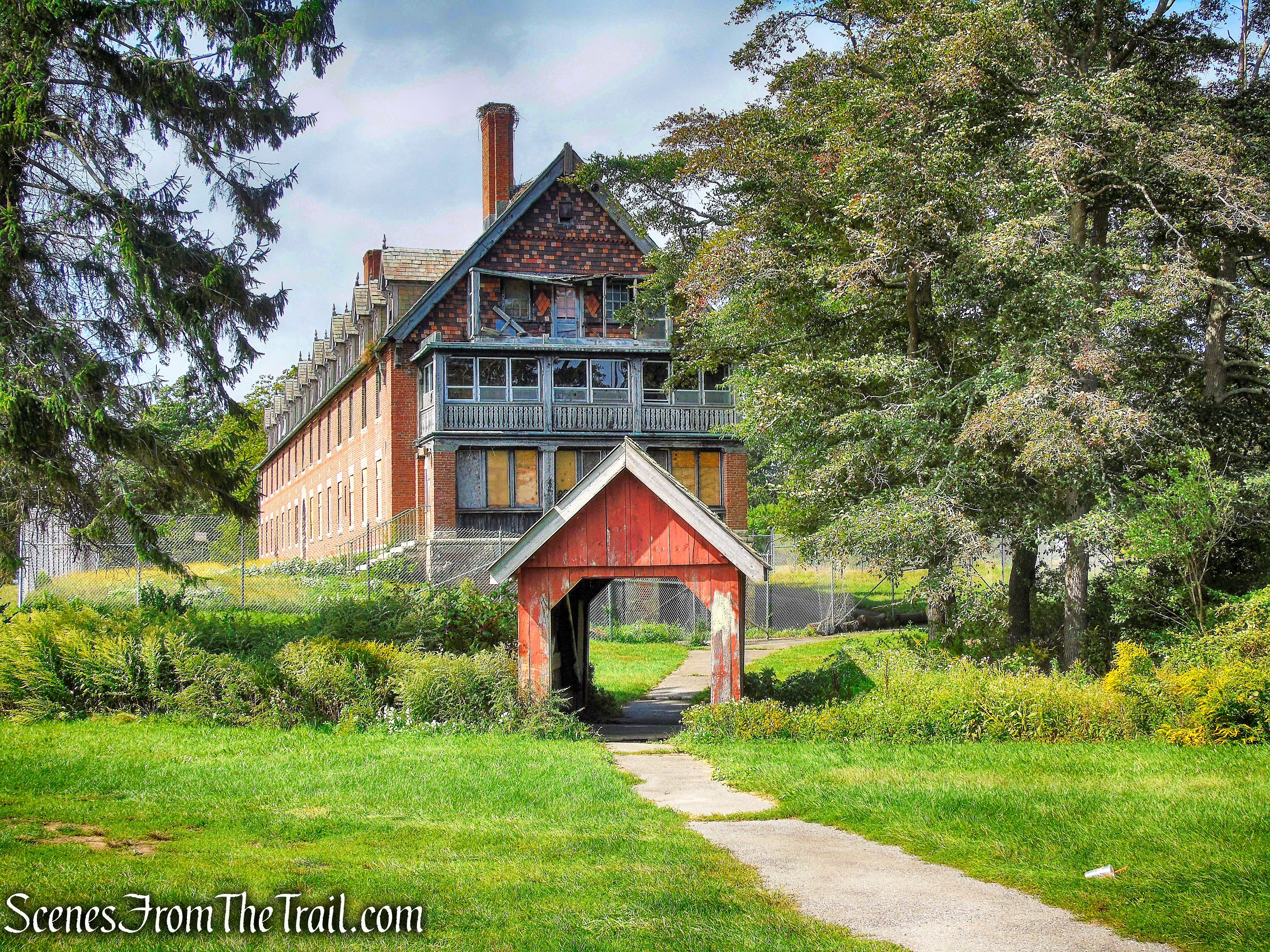 Employee Building - Seaside Sanatorium