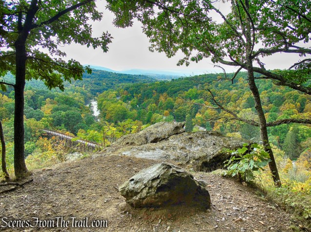 Overlook - Joppenbergh Mountain Loop Trail