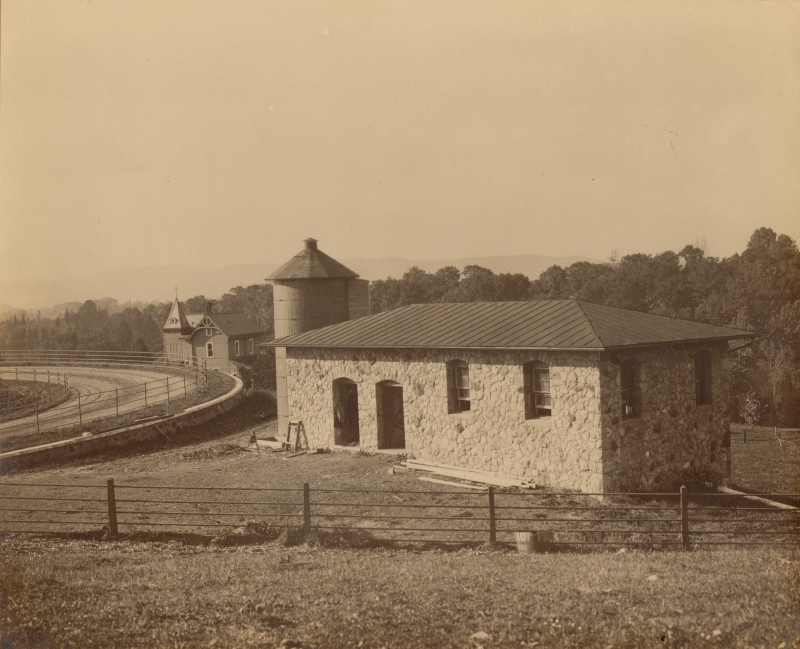 cow barn - McAndrews Estate