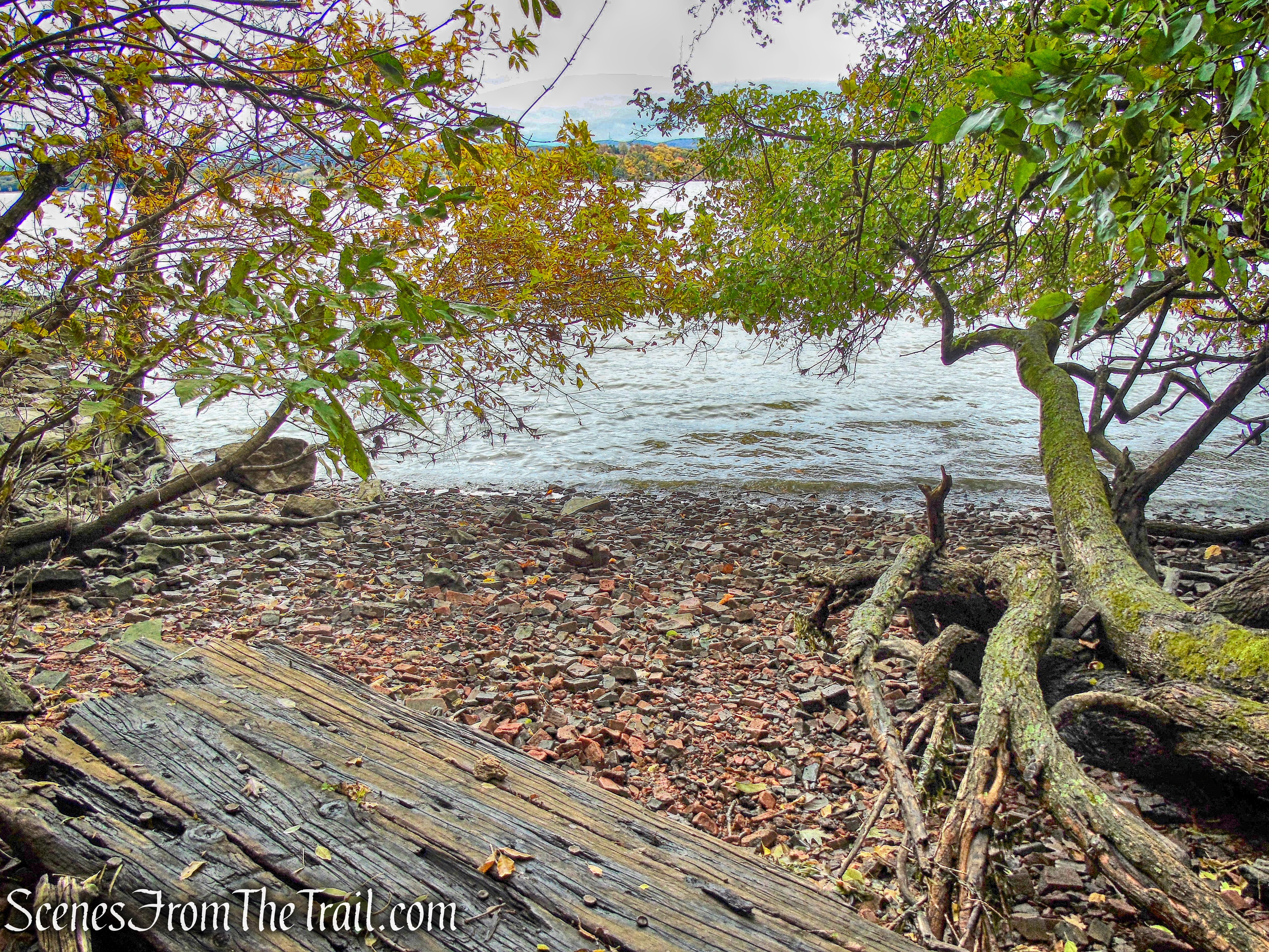 Brick Beach - Montrose Point State Forest