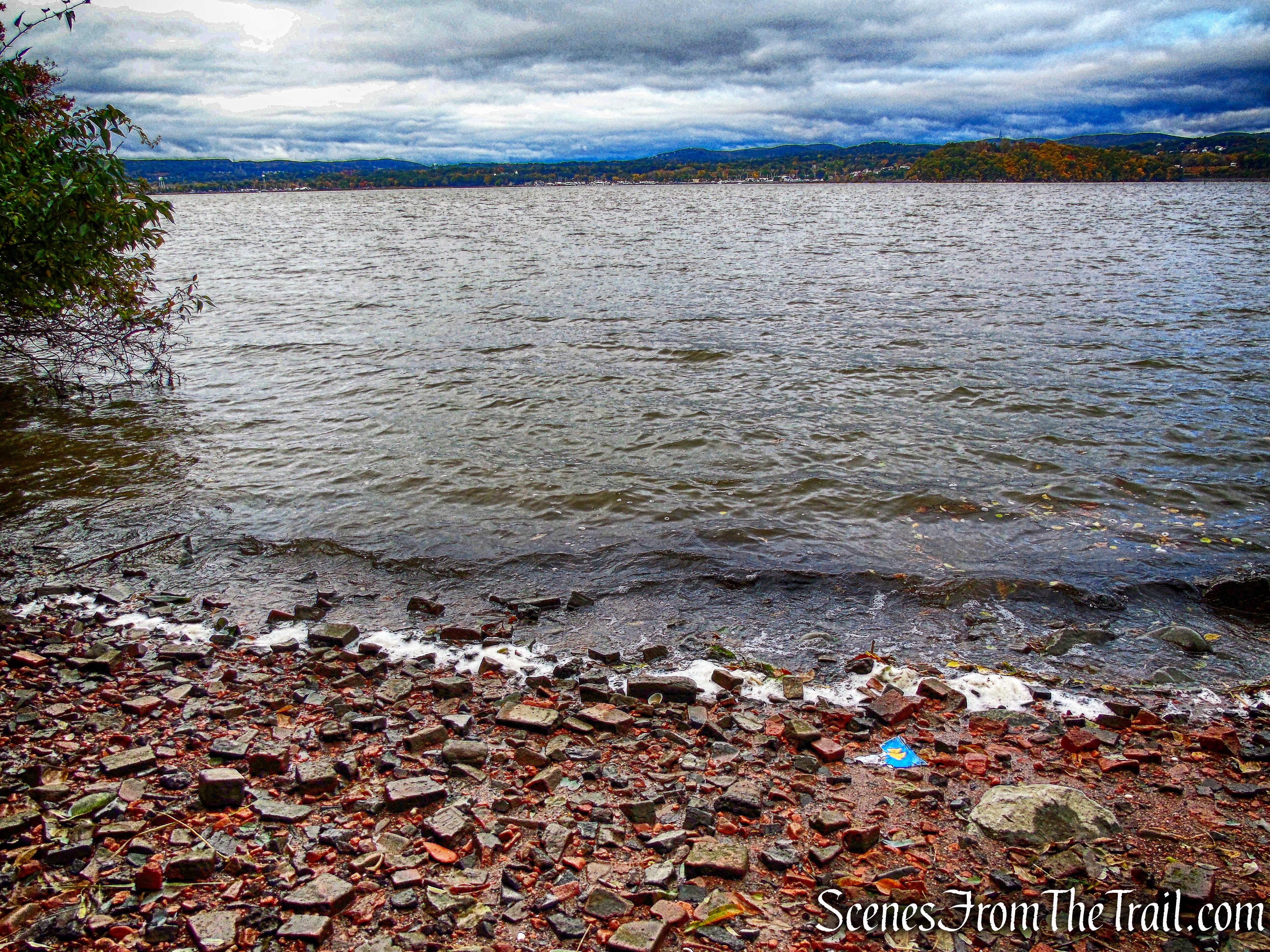 Brick Beach - Montrose Point State Forest