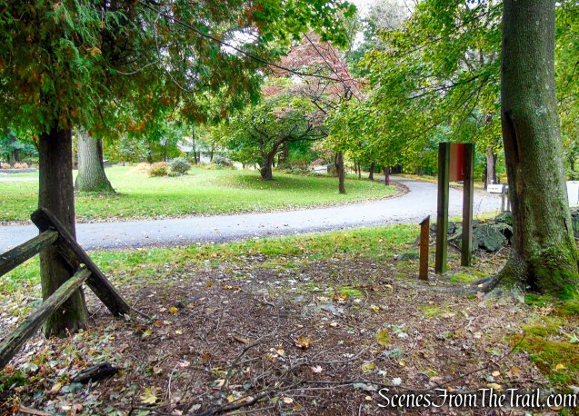 terminus of Red Trail - Montrose Point State Forest