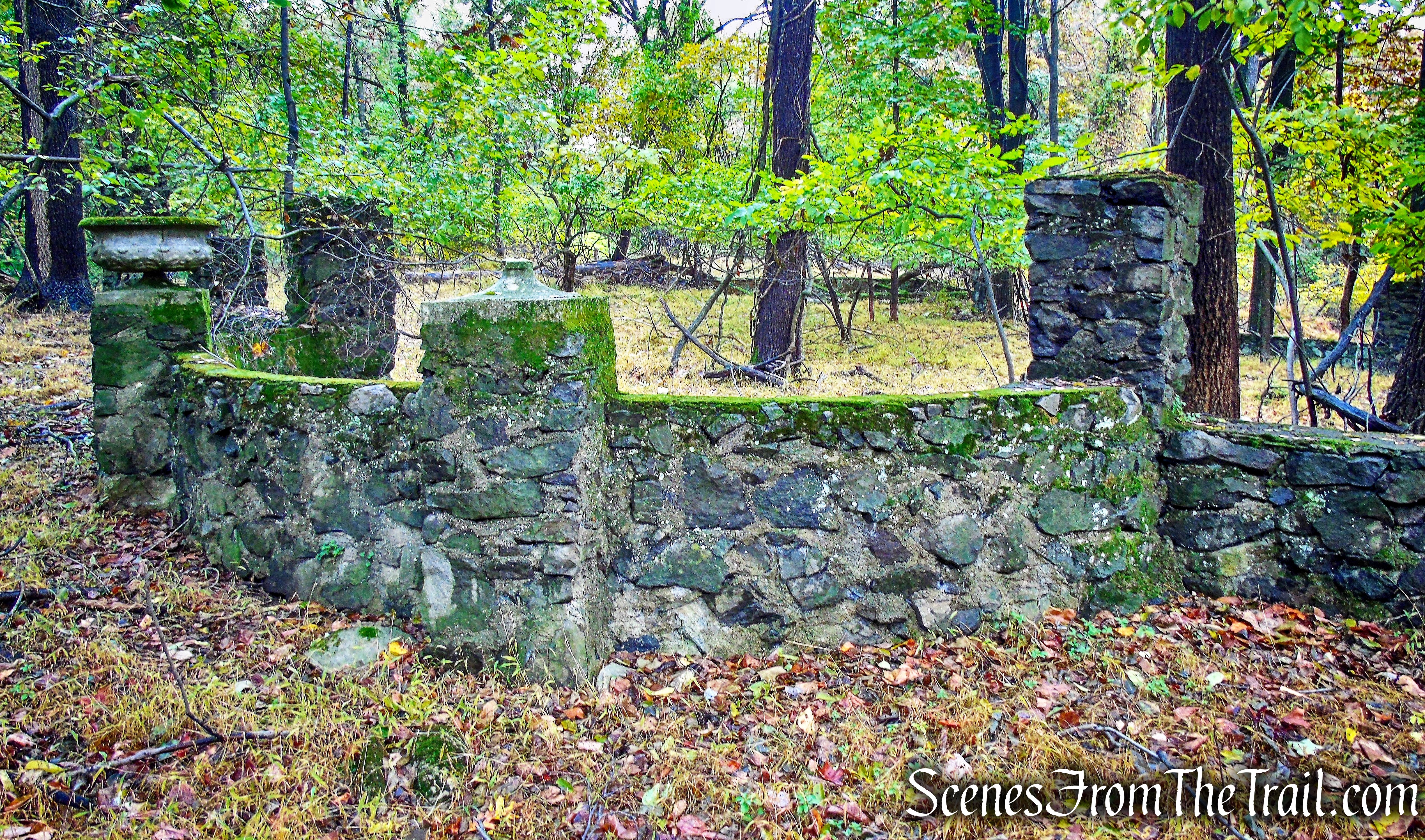 ruins - George's Island Park