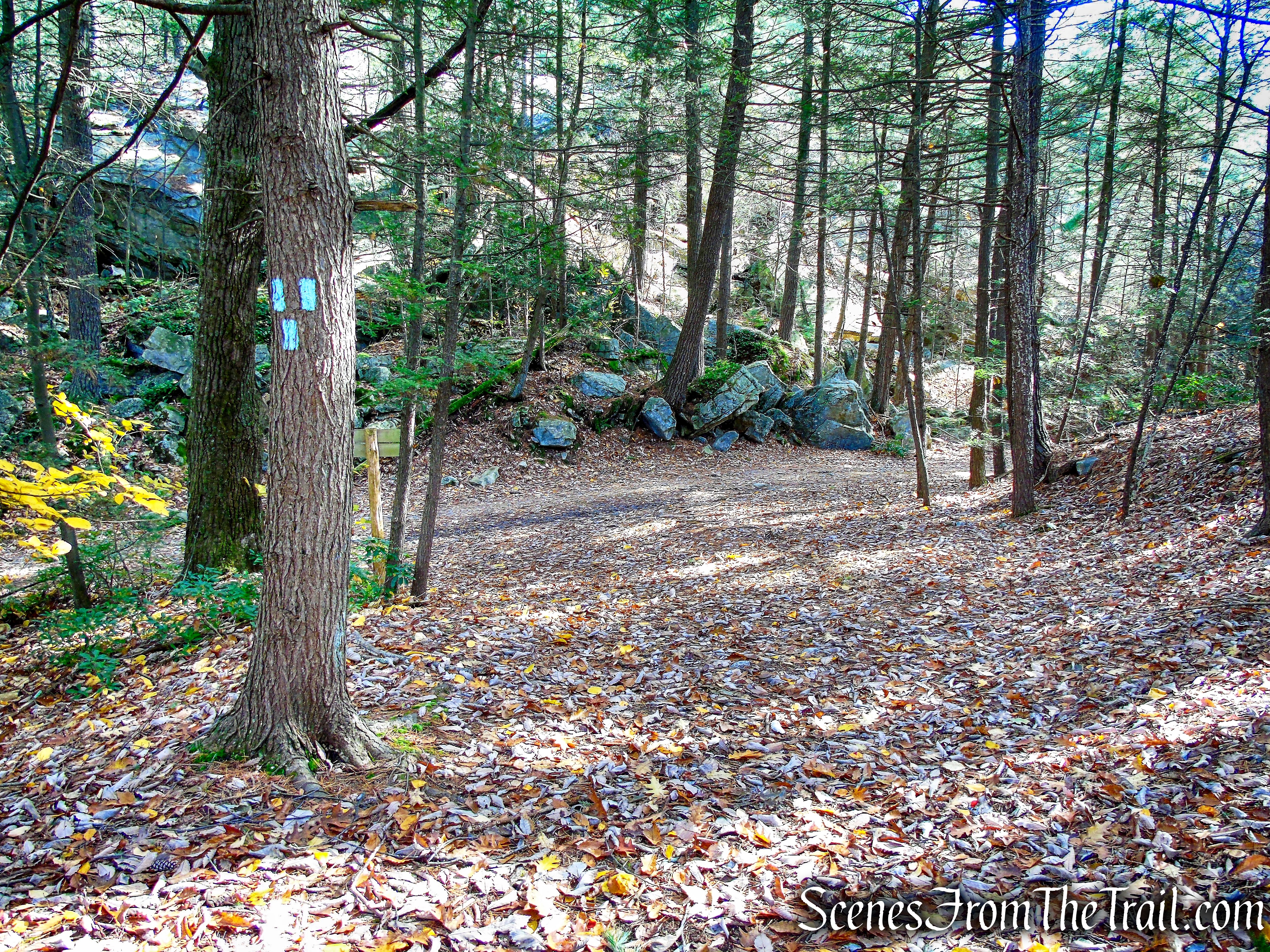 terminus of Old Minnewaska Trail