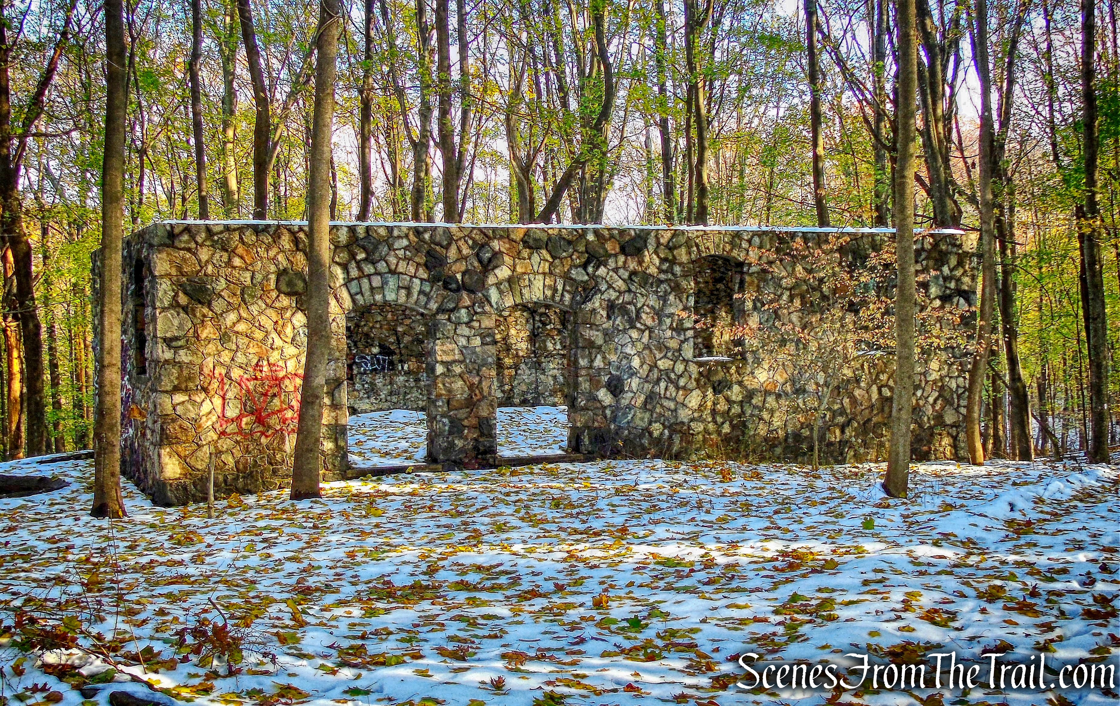 cow barn - McAndrews Estate