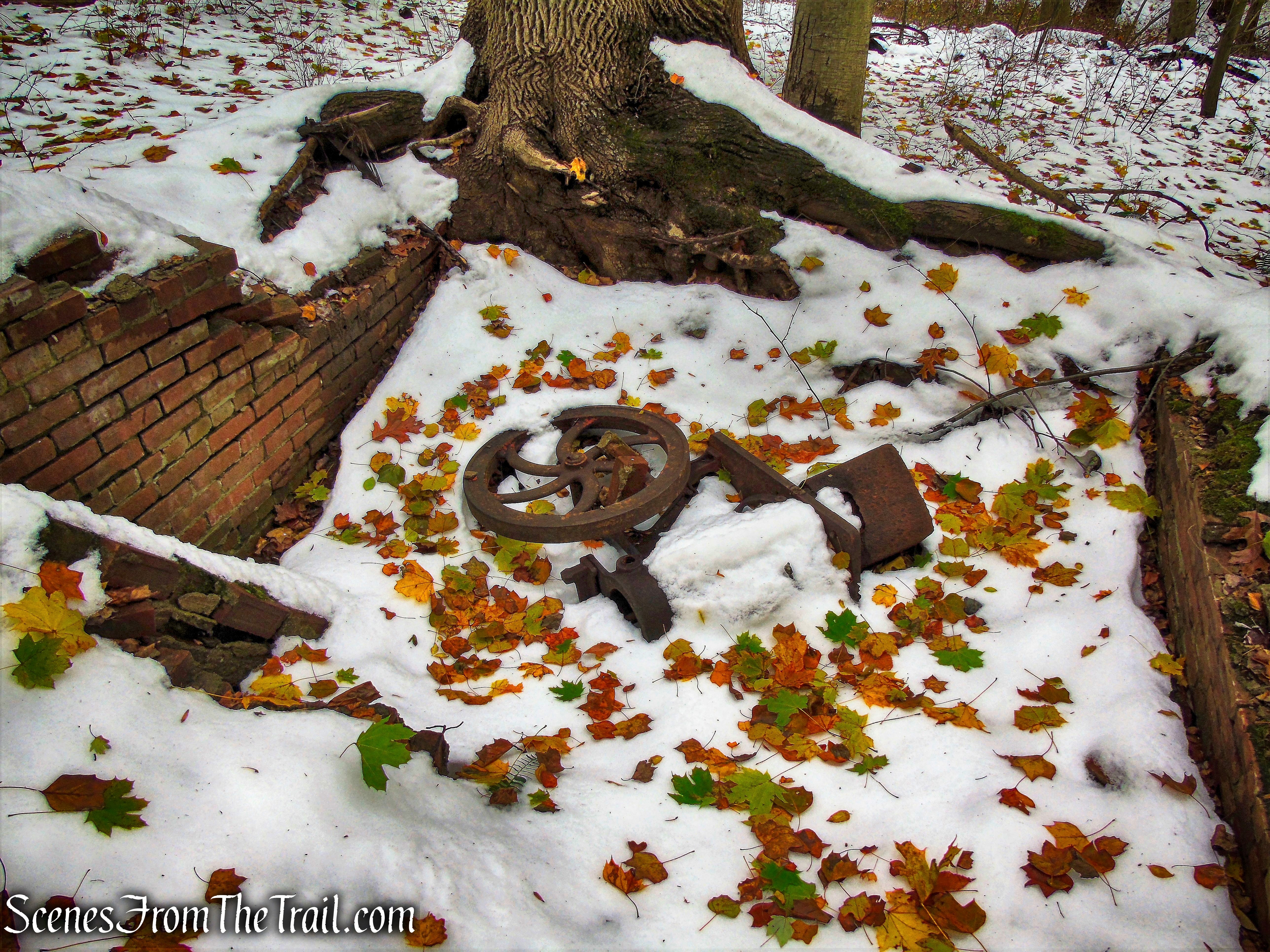 steam engine - McAndrews Estate