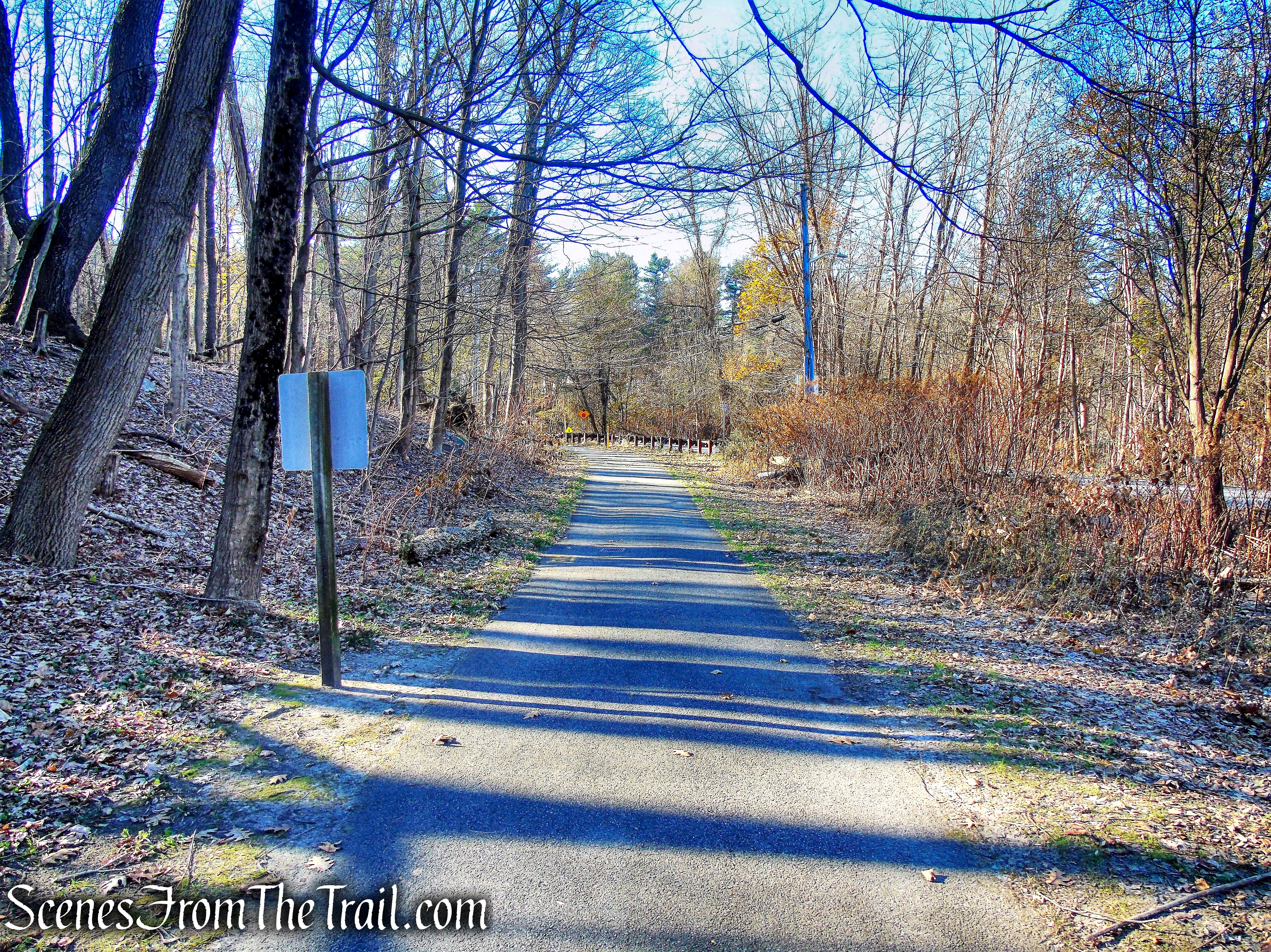 Tarrytown Lakes Extension Trail