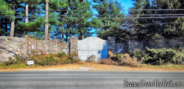 Rockefeller estate - County House Road