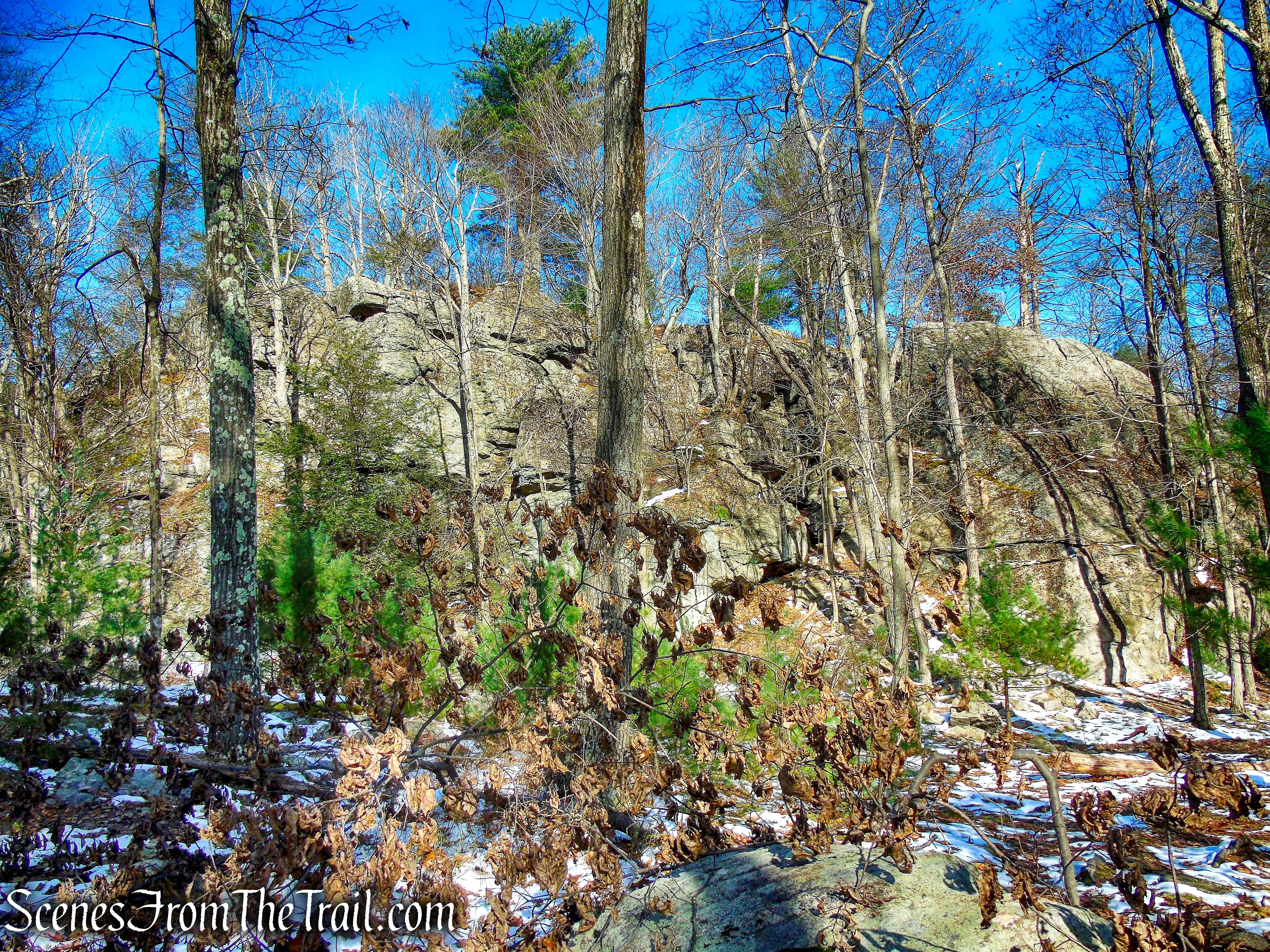 large rock formation - Long Path