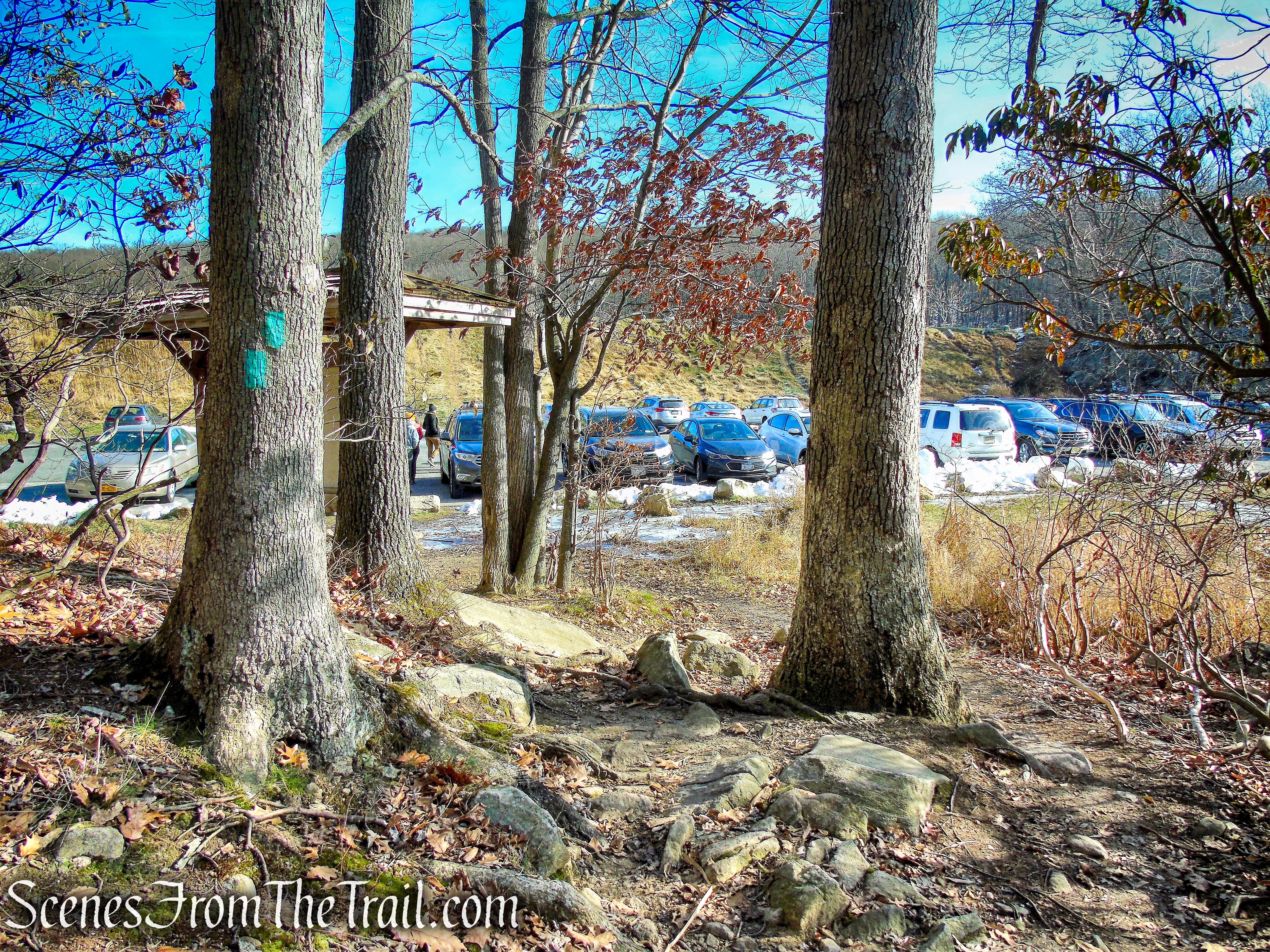 Lake Skannatati Parking Area
