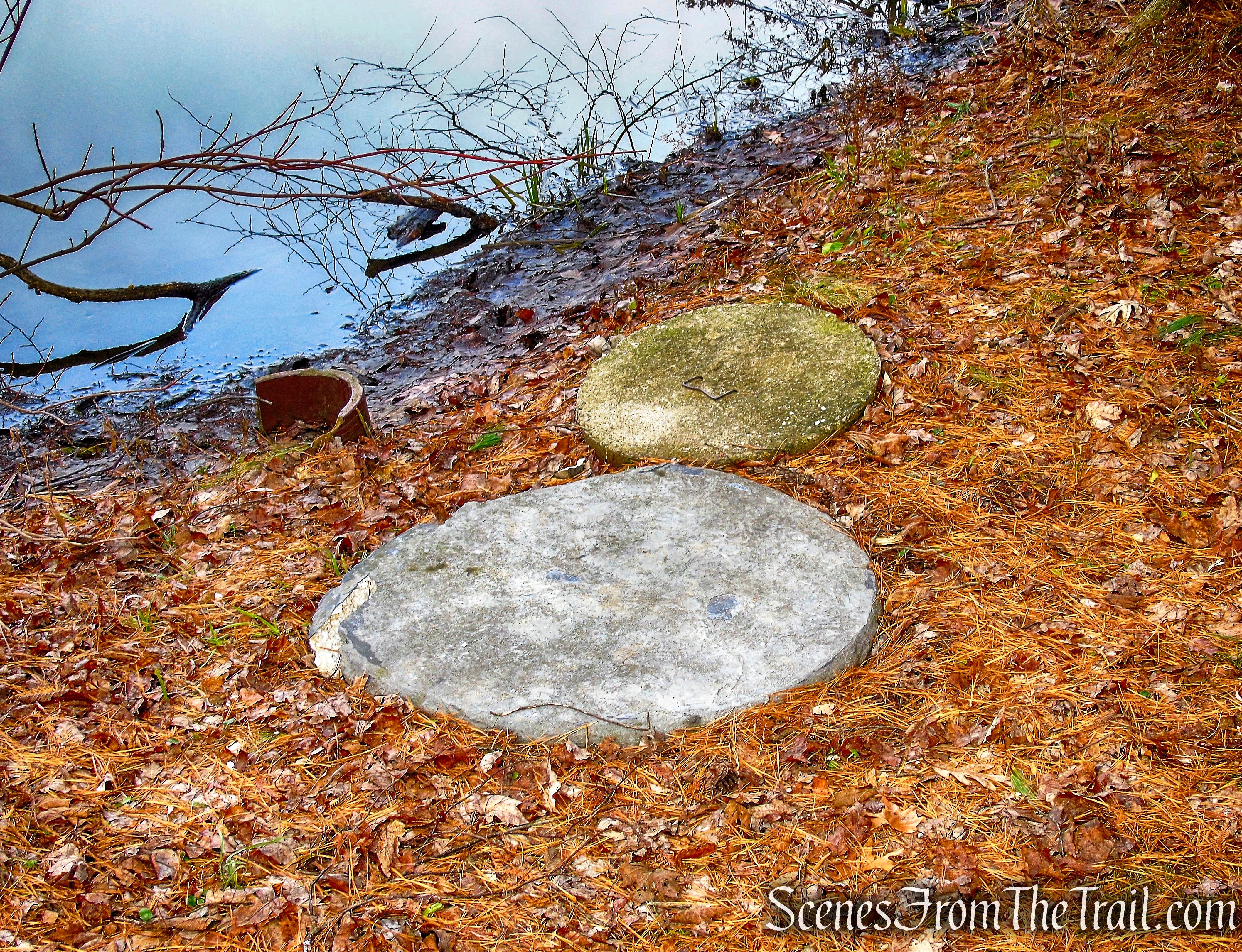 millstones - Hyde Park Trail