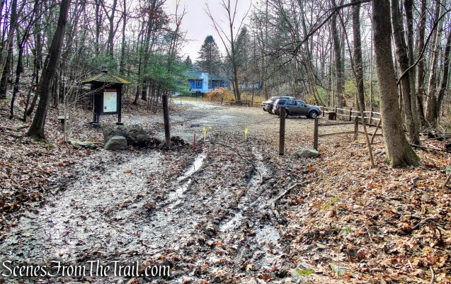 Winnakee Nature Preserve trailhead