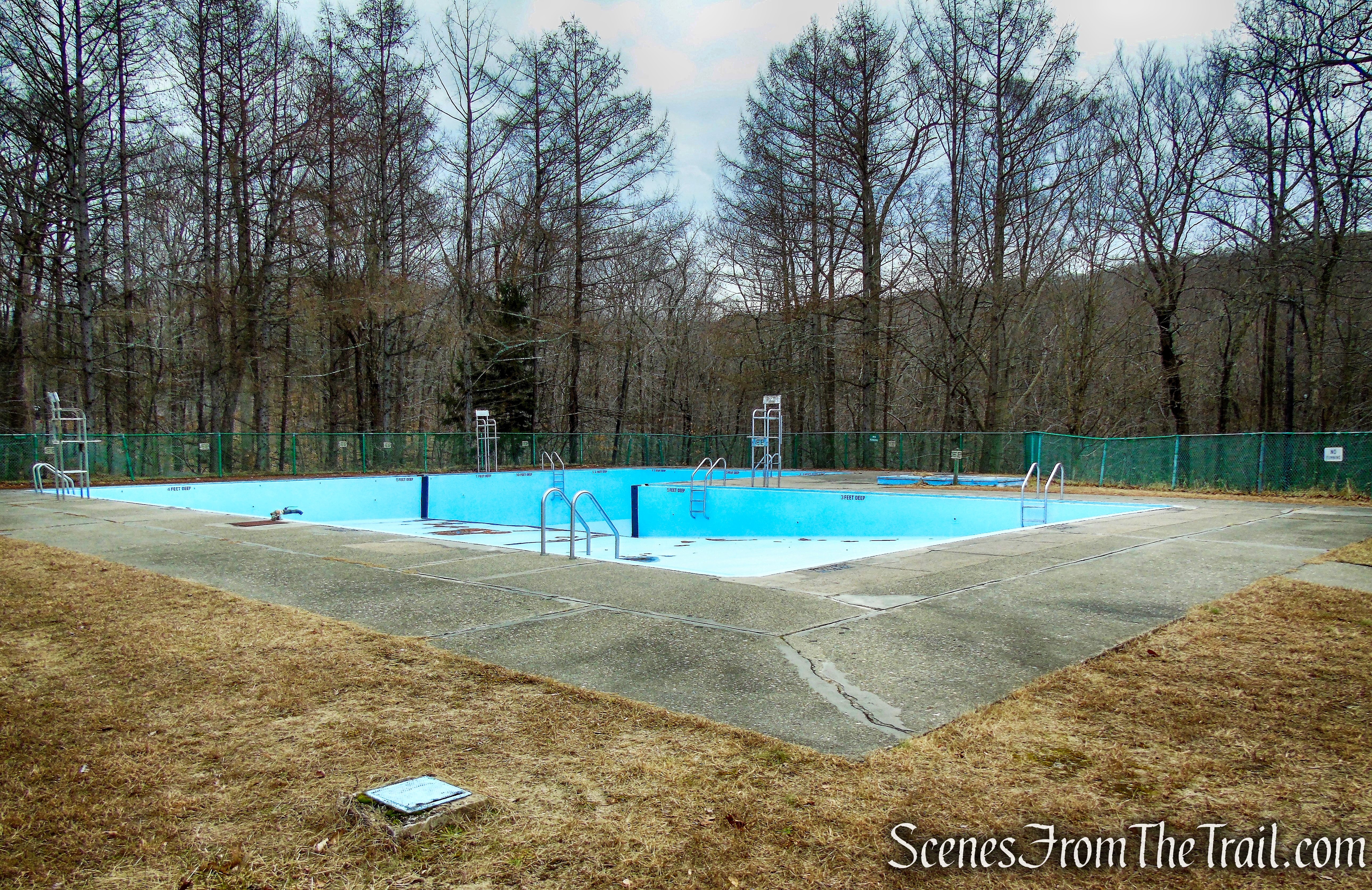 swimming pool - Mountain Lakes Park