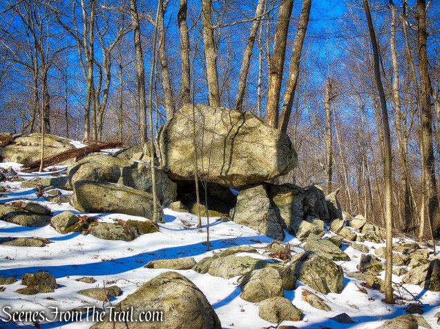 balanced boulder - Doris Duke Trail