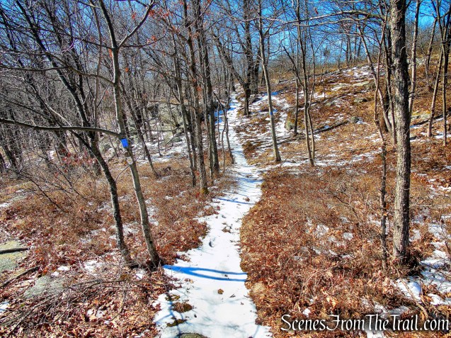 head southwest on Doris Duke Trail