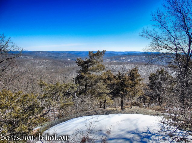 east-facing viewpoint - Doris Duke Trail