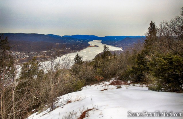 north-facing viewpoint - Anthony's Nose