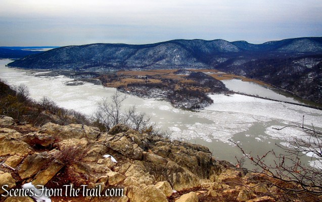 view southwest - Anthony's Nose