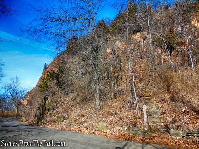 Giant Steps Trail - Yellow Trail